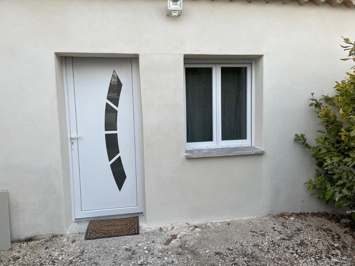 Appartement Avec Terrasse Vue Sorgue Le Thor Exterior photo
